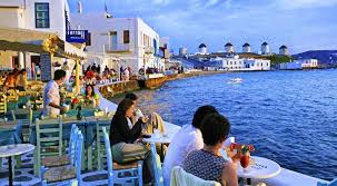 Έρευνα: 332.000 νέες θέσεις εργασίας θα δώσει ο τουρισμός στην Ελλάδα έως  το 2028 | Economy 365